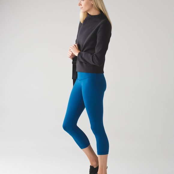 lululemon athletica Pants - Lululemon Wunder Under Crop III (Full-On Luon) in Jet Set Blue